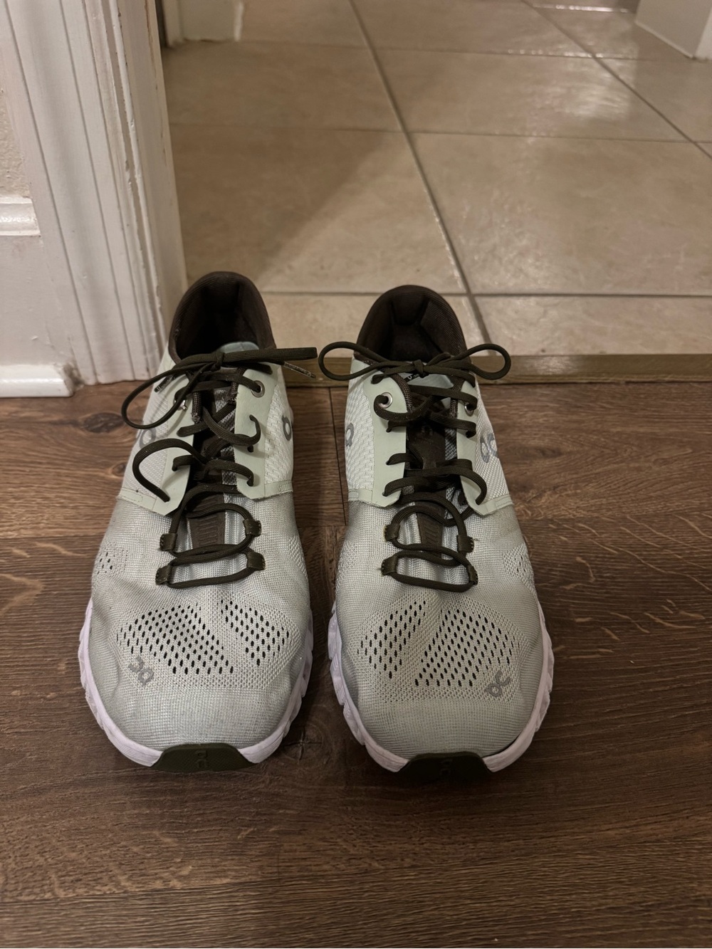 On Running Men's Athletic Shoes in Light Gray and Olive Green